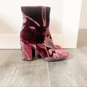 Brand New Steve Madden Booties *NWT